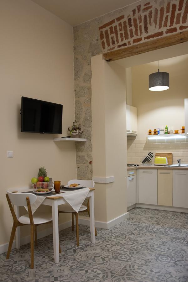Zora Apartman เอ็กเกอร์ ภายนอก รูปภาพ